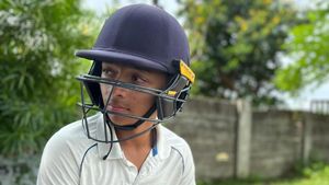 భారత క్రికెట్‌లో సంచలనం..కుర్రాడు 498 పరుగులు బాదేశాడు!