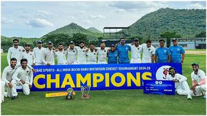 Buchi Babu Tournament: హైదరాబాద్ జట్టుకు భారీ నజరానా!