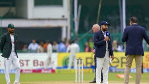 IND vs BAN 2nd Test: అందుకే కుల్‌దీప్‌ను తీసుకోలేదు: రోహిత్ శర్మ