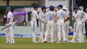 IND vs BAN: రివ్యూలో ఊహించని ఫలితం.. ఎగిరి గంతేసిన రోహిత్ (Video)