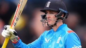 ENG vs AUS: చరిత్ర సృష్టించిన హ్యారీ బ్రూక్.. కోహ్లీ వరల్డ్ రికార్డ్ బద్దలు!