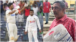 R Ashwin: తండ్రి ముందు శతకం.. ఇది కదా గొప్ప క్షణం!