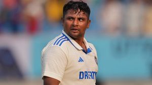 IND vs BAN: రెండో టెస్ట్‌కు సర్ఫరాజ్ ఖాన్ దూరం!