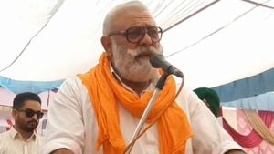 Yograj Singh: మా నాన్న పులిని చంపి.. ఆ రక్తాన్ని నాపై చిమ్మారు: యువరాజ్ సింగ్ తండ్రి