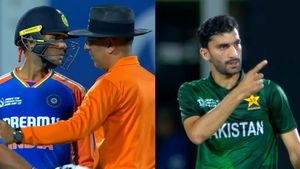 IND vs PAK: పాక్ బౌలర్ నోటి దూల.. ఇచ్చిపడేసిన అభిషేక్ శర్మ!(వీడియో)