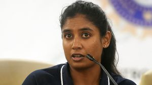 హర్మన్‌ప్రీత్, స్మృతి వద్దు.. కెప్టెన్‌గా ఆమెకు ఛాన్స్ ఇవ్వండి: మిథాలీ రాజ్