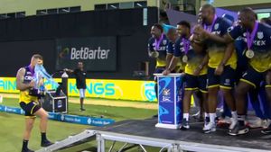 CPL 2024 విజేతగా సెయింట్ లూసియా కింగ్స్.. రోహిత్ శర్మ సెలెబ్రేషన్స్‌ను రీక్రియేట్ చేసిన ఫాఫ్ డుప్లెసిస్!