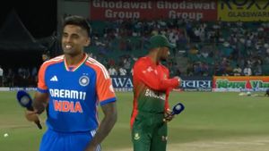 IND vs BAN: నితీష్ కుమార్‌ రెడ్డి‌తో పాటు పేస్ సెన్సేషన్ అరంగేట్రం..!