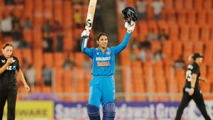 IND vs NZ: స్మృతి మంధాన శతకం.. న్యూజిలాండ్‌పై భారత్ ఘన విజయం!