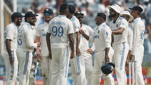 ఆ ఇద్దరి వల్లే టీమిండియాకు వరుస పరాజయాలు..!