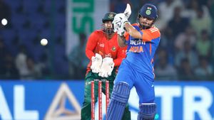 IND vs BAN: కీపర్ తలపై నుంచి రింకూ సింగ్ వినూత్న షాట్.. గాడ్స్ ప్లాన్ అంటూ సంబరాలు!(వీడియో)