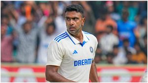 మాది బజ్‌బాల్ కాదు.. గమ్‌బాల్: అశ్విన్