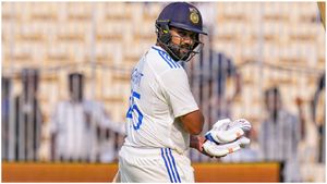 IND vs NZ: టీమిండియా కొంపముంచిన రోహిత్ చెత్త కెప్టెన్సీ.. భారీ లక్ష్యం దిశగా కివీస్!