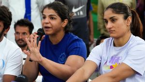 సాక్షి మాలిక్ సంచలన వ్యాఖ్యలు.. తిప్పికొట్టిన వినేష్ ఫోగట్