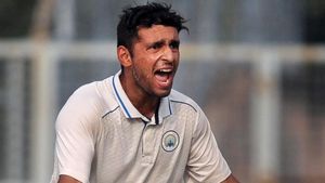 Ranji Trophy: చరిత్ర సృష్టించిన MI కుర్రాడు.. 10 వికెట్లతో సంచలన బౌలింగ్!(Video)