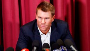 అందుకే భారత్‌పై బాల్ టాంపరింగ్ ఆరోపణలు ఆస్ట్రేలియా కొట్టేసింది: వార్నర్