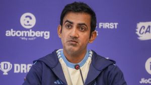 అతను బహుముఖ ప్రజ్ఞాశాలి..అలాంటి ప్లేయర్ మరెక్కడా లేడు!- గంభీర్