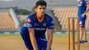 Arjun Tendulkar: తేలిపోయిన సచిన్ కొడుకు.. శ్రేయస్ అయ్యర్ ఊచకోత!