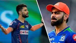 కోహ్లి.. కానరాని భయమయ్యాడు: అఫ్గానిస్థాన్ బౌలర్ నవీనుల్ హక్ (Video)