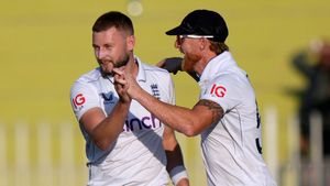 NZ vs ENG: న్యూజిలాండ్‌పై హ్యాట్రిక్ సాధించిన ఐపీఎల్ అన్‌సోల్డ్ ప్లేయర్! (Video)