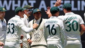 IND vs AUS: ఆస్ట్రేలియాకు ఎదురుదెబ్బ.. మరో స్టార్ ప్లేయర్ దూరం!