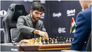 వరల్డ్ చెస్ ఛాంపియన్ గుకేష్ ఆరాధ్య క్రికెటర్ ఎవరో తెలుసా..?