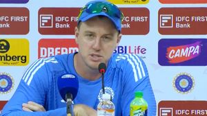 అందుకే భారత బౌలర్లు విఫలమయ్యారు: బౌలింగ్ కోచ్