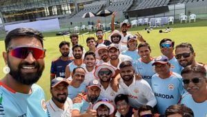 టీ20ల్లో సంచలనం.. 20 ఓవర్లలో 349 రన్స్!