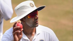 Ravichandran Ashwin: అశ్విన్ కూడా ఎంఎస్ ధోనీ లాగా రిటైర్మెంట్ ప్రకటించాడు..