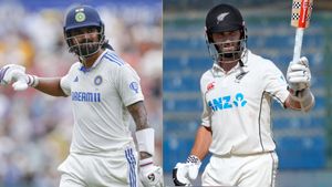 క్రికెట్‌లో అరుదైన సంఘటన- ఒకే రోజు ఒకేలా కేఎల్ రాహుల్- కేన్‌మామ..!