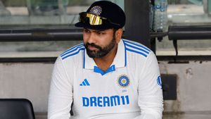 IND vs AUS: ఓటమి బాధతో రోహిత్ సంచలన నిర్ణయం!