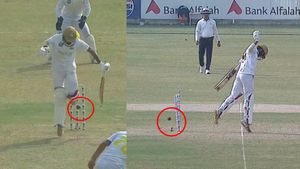 ఇదెక్కడి రనౌట్‌? మీ పాకిస్థానోళ్లకే సాధ్యం రా అయ్యా..!(వీడియో)