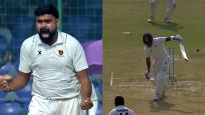 Himanshu Sangwan: ఎవడ్రా వీడు? కోహ్లీనే క్లీన్ బౌల్డ్ చేశాడు! (వీడియో)