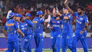 IPL 2025: అతనికే మళ్లీ ముంబై ఇండియన్స్ పగ్గాలు!