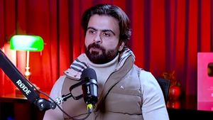 'అందంగా ఉండటం నా తప్పా - సీనియర్లు వేధించారు!' : పాక్ క్రికెటర్ షాకింగ్ ఆరోపణలు