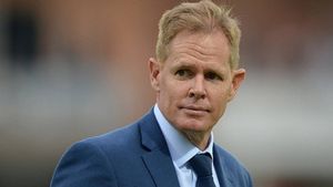 వైడ్ బాల్ నిబంధనల్లో మార్పులు.. కదిలితే ఖతమే: షాన్ పొలాక్