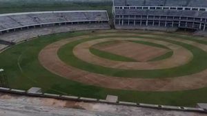 దేశంలోనే అతిపెద్ద స్టేడియం.. 60 ఎకరాల్లో 800 కోట్లతో..