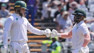 SA vs PAK: పాక్‌ను శతక్కొట్టిన బవుమా, ర్యాన్ రికెల్టన్!