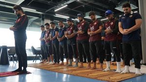 AFG vs AUS: ఆసీస్‌తో మ్యాచ్ ముందు ఆఫ్ఘన్ ఆటగాళ్ల ప్రార్థనలు.. ఫలితం దక్కేనా?