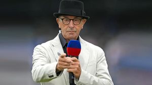 Champions Trophy 2025: అతను లేకపోవడం టీమిండియాకు లోటే: ఇంగ్లండ్ మాజీ క్రికెటర్