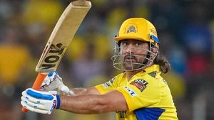 IPL 2025: ధోనీ మాస్టర్ ప్లాన్.. కొత్త బ్యాట్‌తో బరిలోకి.. బరువు ఎంతో తెలుసా?