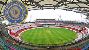 తెలంగాణ యంగ్ క్రికెటర్స్ కు గుడ్ న్యూస్ - రూ.కోటి చొప్పున..