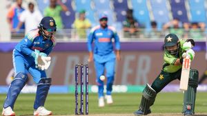 IND VS PAK: 'రేయ్.. ఇది వన్డేనా? టెస్ట్ మ్యాచా?' - పాకిస్థాన్ పై పేలుతోన్న సెటైర్లు