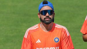 Champions Trophy 2025: మహమ్మద్ సిరాజ్ రీఎంట్రీ!