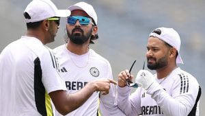 Champions Trophy: ఫ్యాన్స్ మనసు దోచిన పంత్.. ఇప్పుడు అతడి గాయం తీవ్రత ఎలా ఉందంటే?