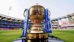 IPL 2025 Schedule లీక్: ఓపెనింగ్ మ్యాచ్ ఆ 2 జట్ల మధ్యే!.. SRH పోరు ఎప్పుడంటే?