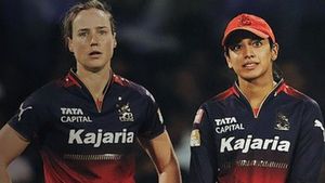 'అలా జరిగినందుకు బాధగా ఉంది' - క్షమాపణలు చెప్పిన ఆర్సీబీ క్వీన్ స్మృతి