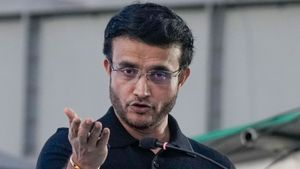 Sourav Ganguly: సౌరవ్ గంగూలీకి తృటిలో తప్పిన ప్రమాదం.. రెండు కార్లు ధ్వంసం!