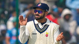 Ranji Trophy: 'కోహ్లీ వల్లే అలా జరిగింది.. లేదంటేనా..?' - దిల్లీ హీరో శివం శర్మ