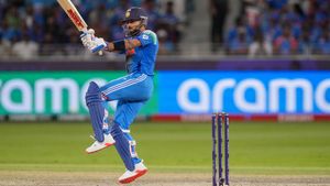 IND vs PAK: విరాట్ కోహ్లీ శతకం.. పాక్‌పై టీమిండియా ఘన విజయం!